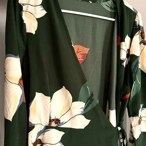 Super cute green wrap dress